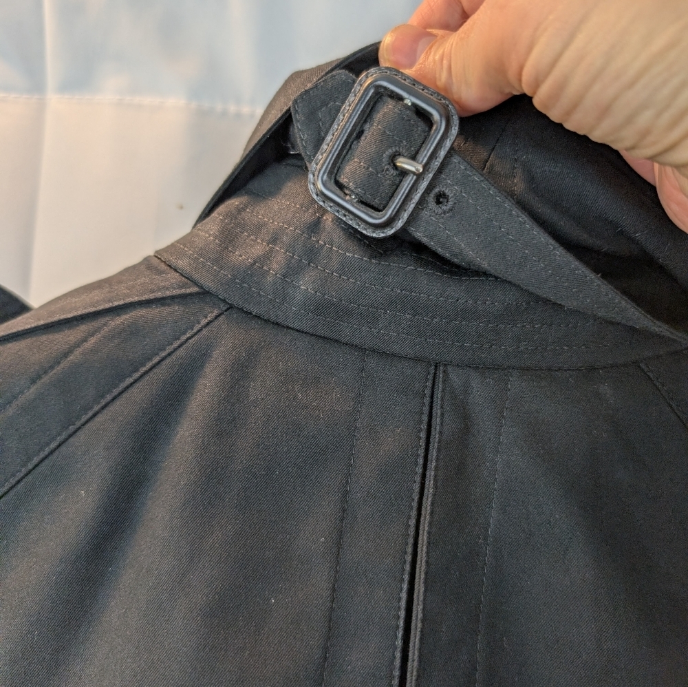 Burberry Classic Black Trench Coat Size 6 In VGUC - Picture 9 of 16